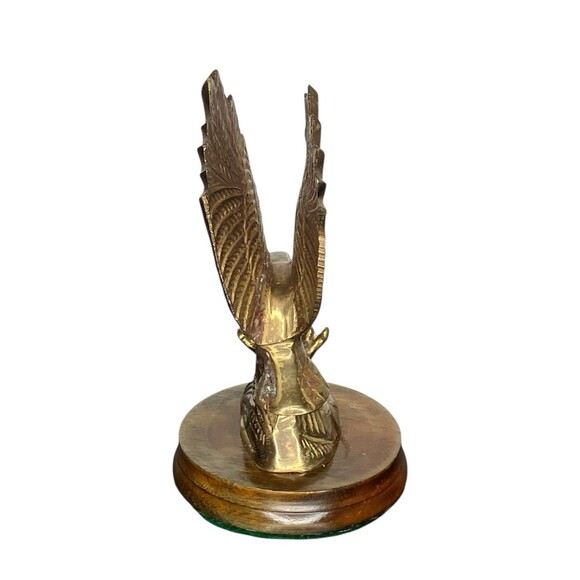 Vintage Solid Brass American Eagle Paperweight Statue Sculpture on Wood Base - Picture 5 of 11